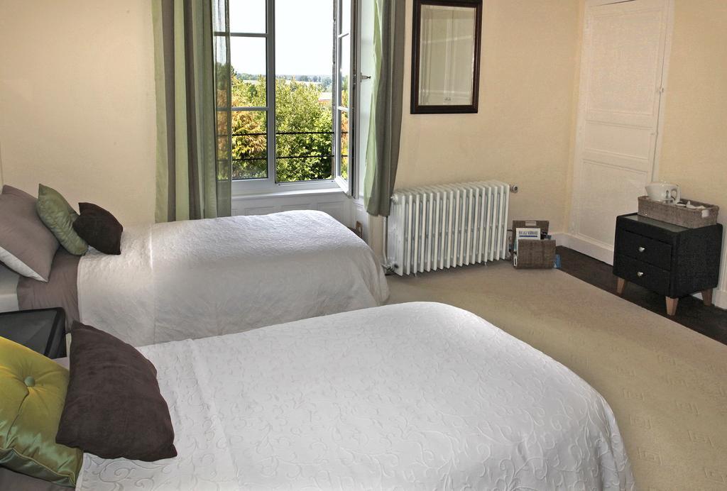 Le Presbytere Bed & Breakfast Saint-Bomer-les-Forges Luaran gambar